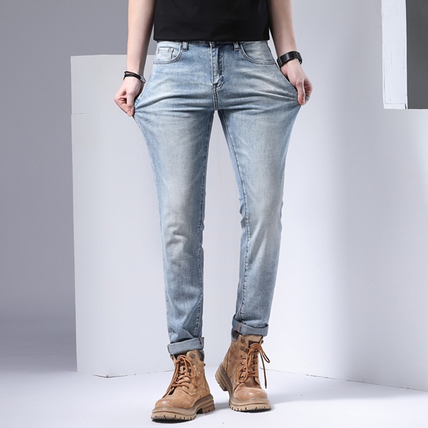 ブランドジーンズ着用イメージ